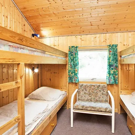 Holiday home 8 Person In R Dby Kramnitse