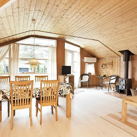 Holiday home 8 Person In R Dby Kramnitse
