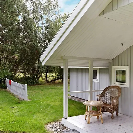 8 Person In Rodby-by Traum Vakantiehuis Kramnitse